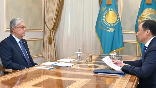 Глава КТЖ рассказал Токаеву об историческом достижении казахстанских железнодорожников