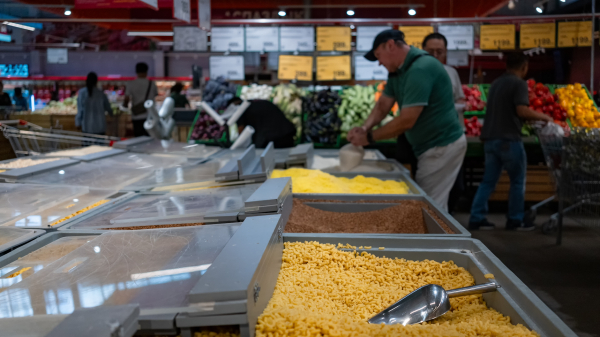 В Астане скачут цены на основные продукты питания В Астане скачут цены на основные продукты питания