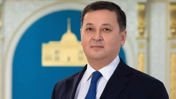Президент похвалил Романа Скляра и рассказал, за что отвечают Мурат Нуртлеу и Асет Иргалиев