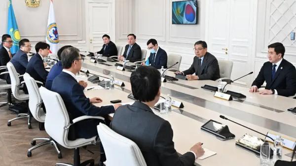 Аким Алматы встретился с губернатором южнокорейской провинции Чунчоннам-до