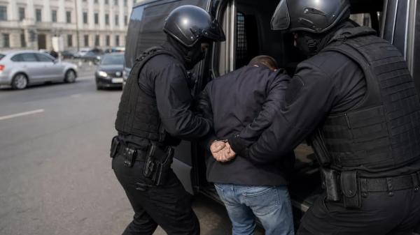Бизнес-омбудсмен заявил о незаконном аресте предпринимателя Бизнес-омбудсмен заявил о незаконном аресте предпринимателя